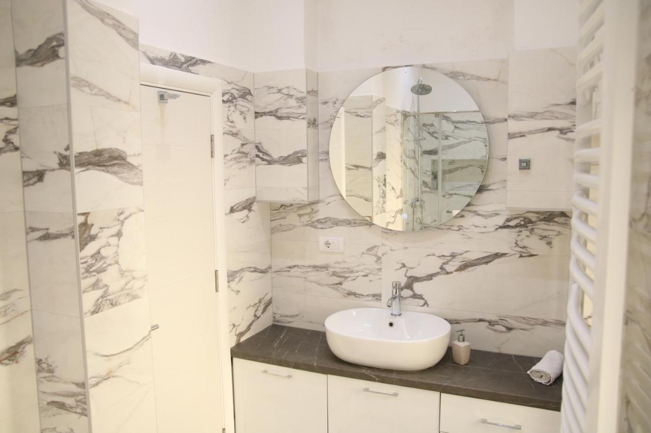 Natalie'S Royal M Appartement Belgrado Buitenkant foto