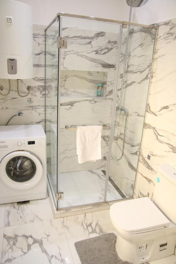 Natalie'S Royal M Appartement Belgrado Buitenkant foto